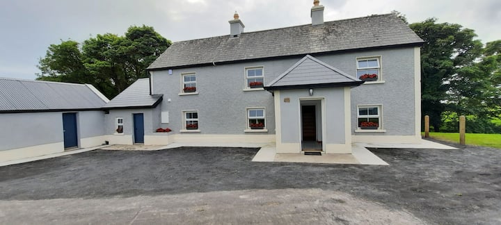 Indicated — Carrownurlar (tireragh By., Aughris Ed)