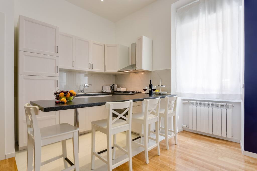 Dining corner & Kitchen
