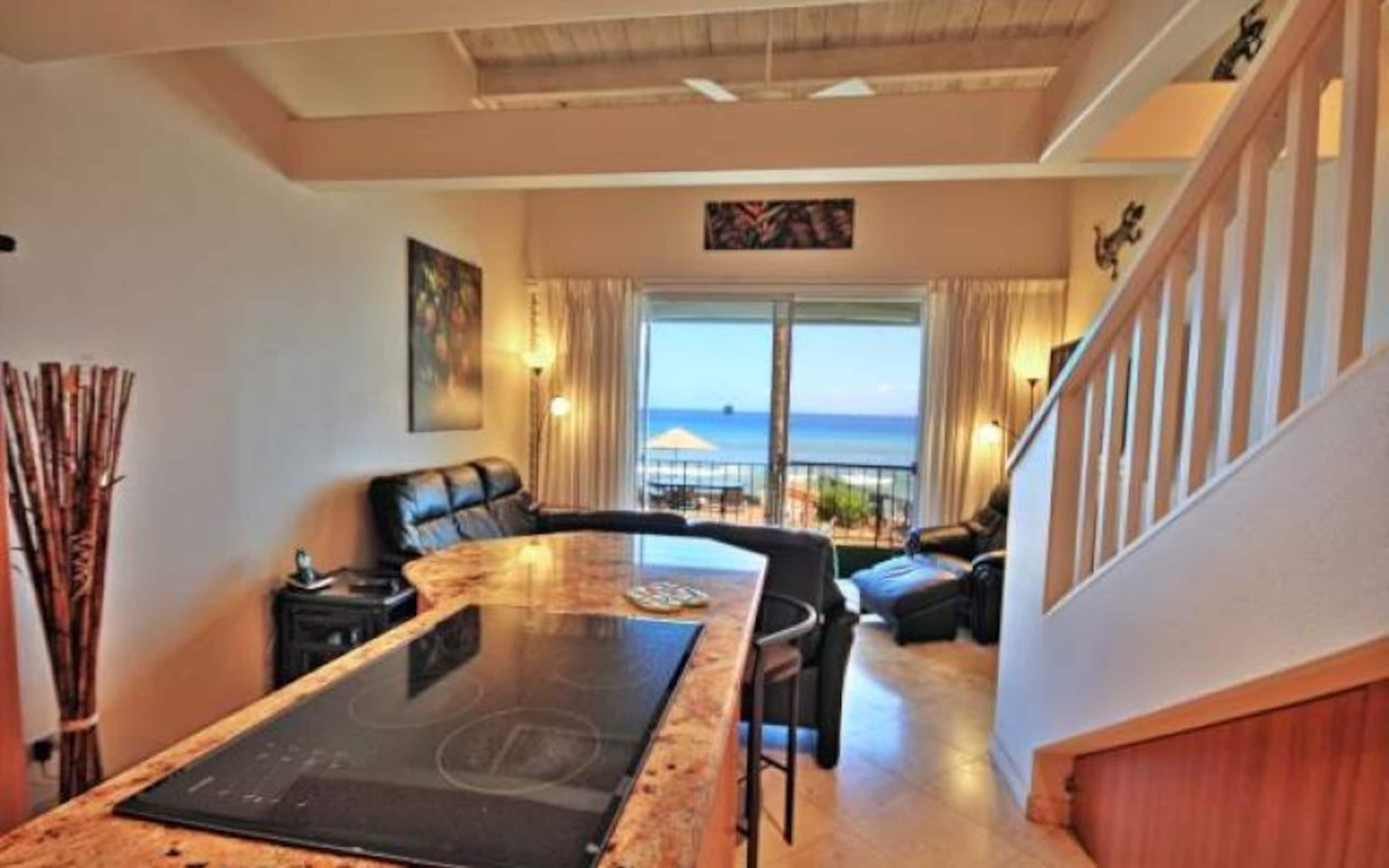 Condo in Lahaina · ★4.8 · 2 bedrooms · 3 beds · 2 baths - Image 10