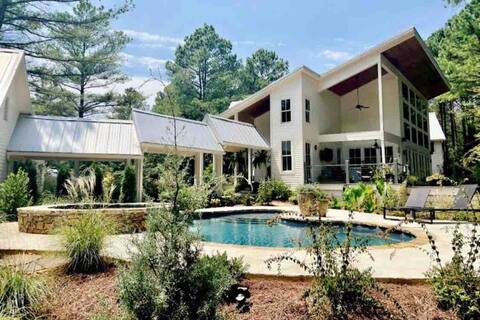 Luxury Modern Estate Home