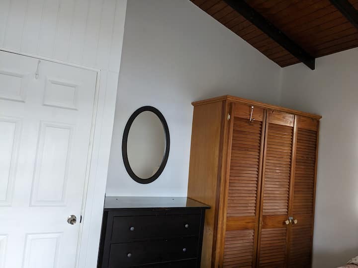 Vestidor y clóset