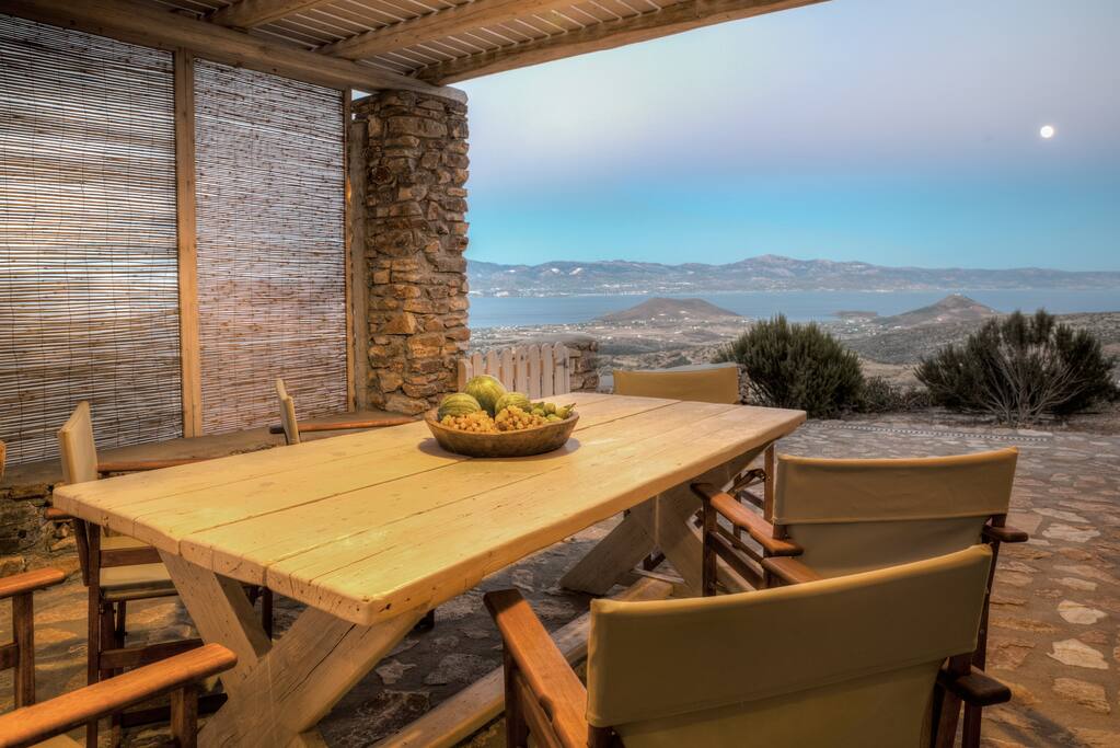Outdoor dining room with BBQ