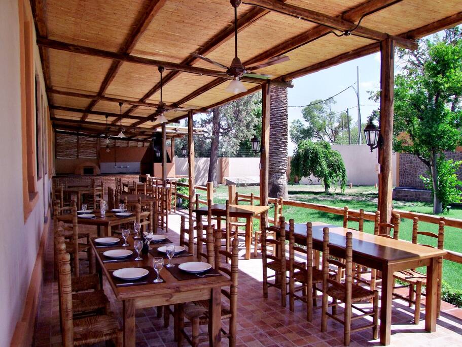 restaurant