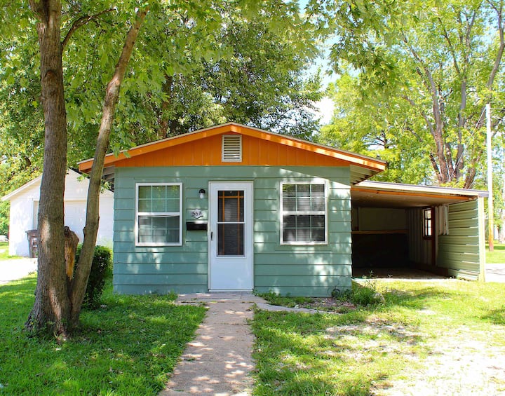 Vandalia Vacation Rentals & Homes Illinois, United States Airbnb