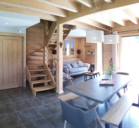 Propriété Airbnb réussie: "Le Lilas des Granges" Chalet (5/6 people) à Corrençon En Vercors