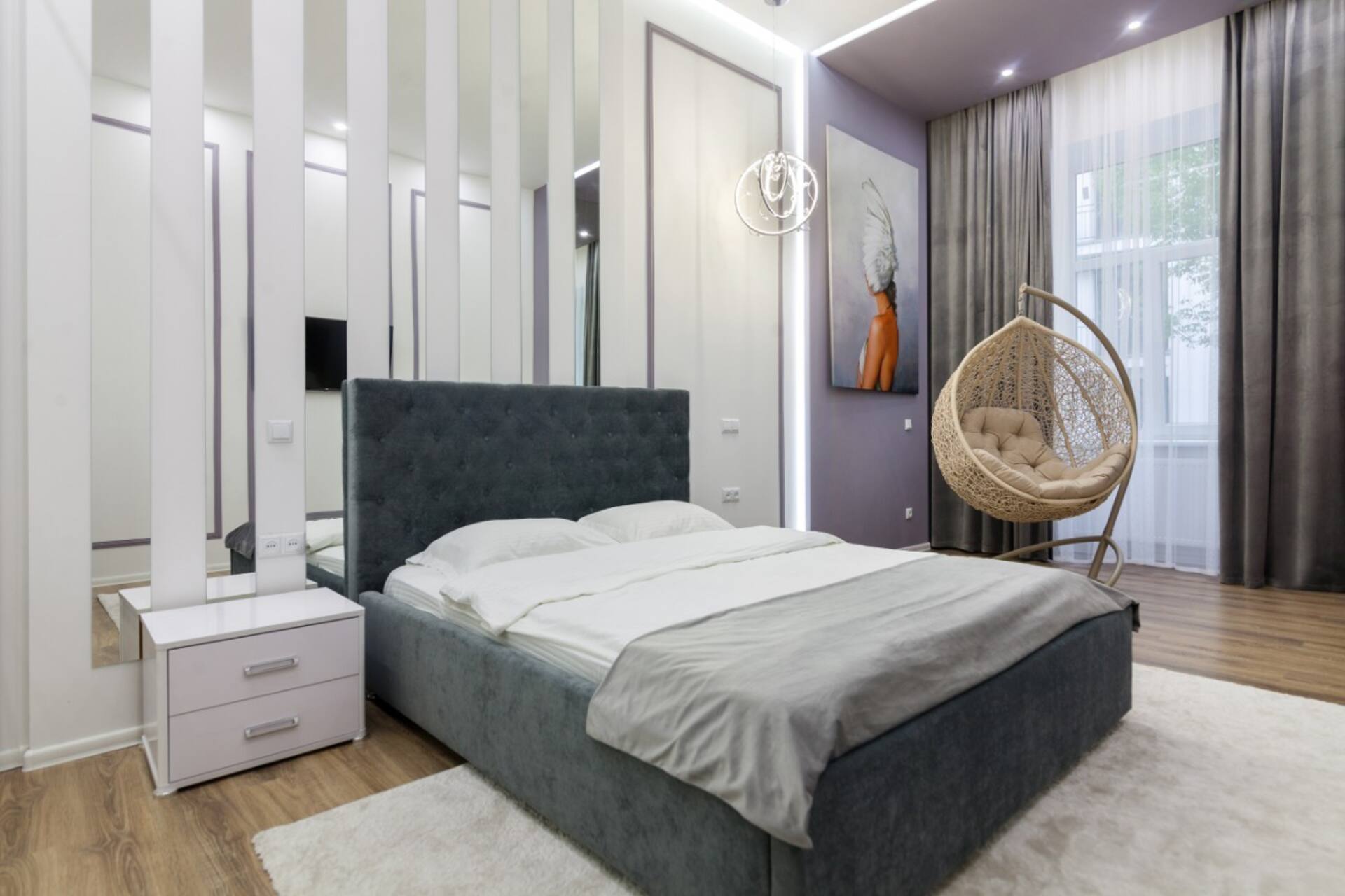 Royal Art-apartment on Skoryka 26