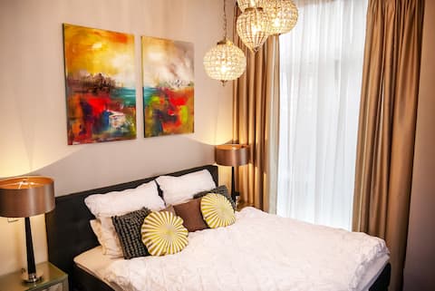 Gut ausgestattetes Zimmer mit eigenem Bad