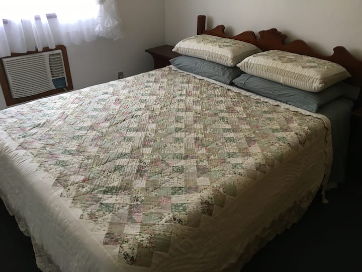 Dhomë dyshe pa suitë me ajër të kondicionuar dhe ventilator tavani
