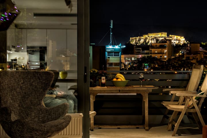 Acropolis View House of Greek Actress -Aths.Center