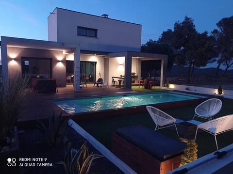 Modern villa (panoramic view)