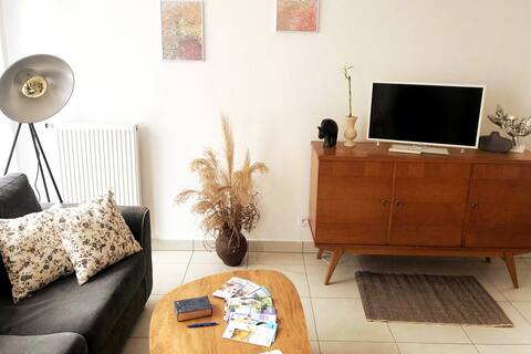 Wonderful Suite/Flat, Priv.Parking, Large Garden