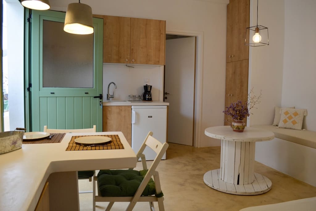 Kitchen and dining area