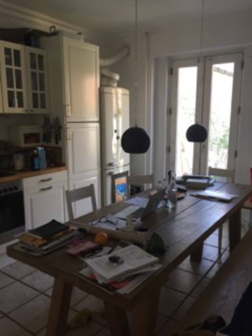 Eat-in kitchen