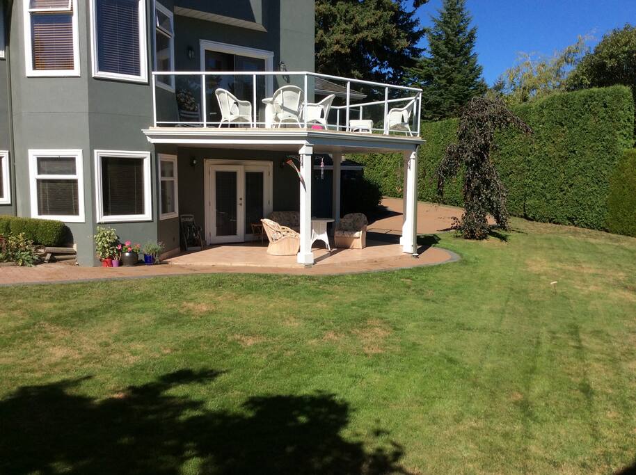 Patio Entrance + Parking