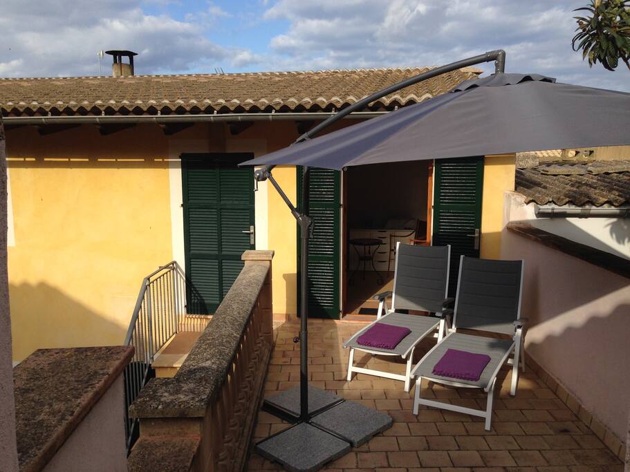 Terrasse mit Platz für Liegestühle