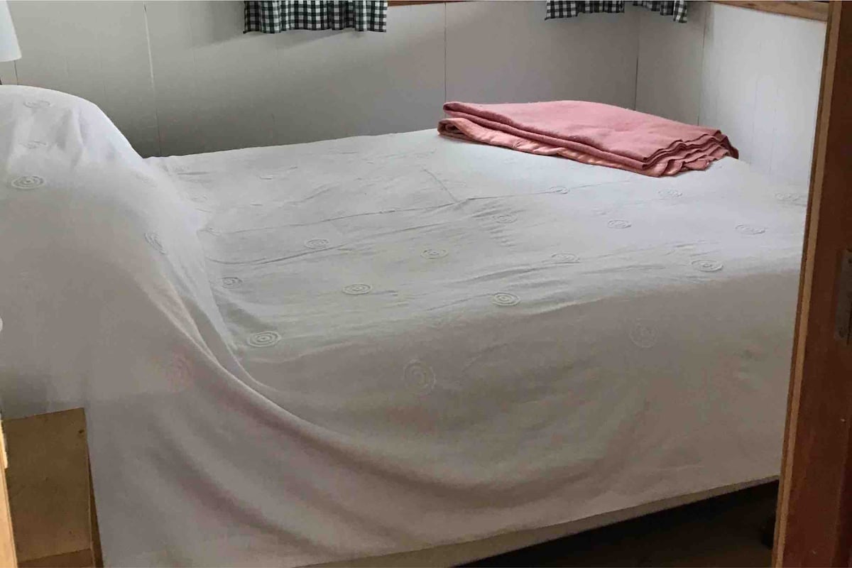 Главна спалня тип „двойно легло“