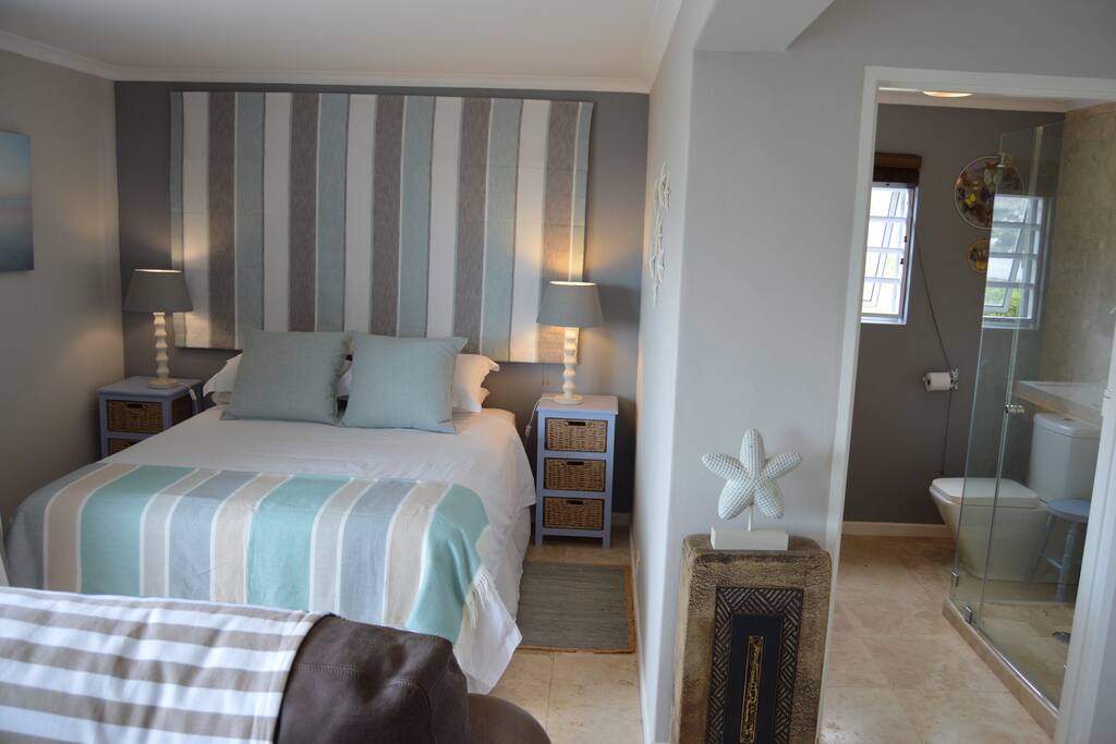 Comfy queen size bed.