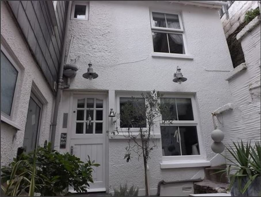 Courtyard area - Entrance to Net Loft