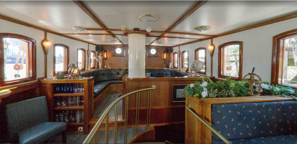 Volledig Schip te huur Historische Veerhaven gallery image 3