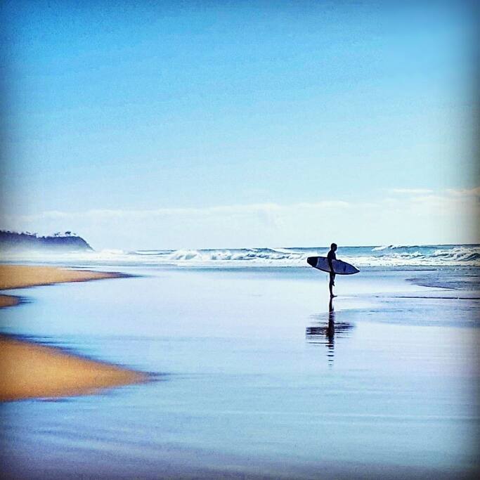 Surfing at Castaways Beach without the crowds