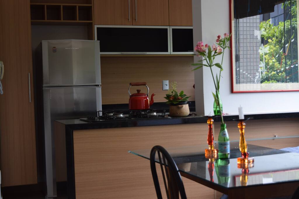 Detalhes da mesa da sala