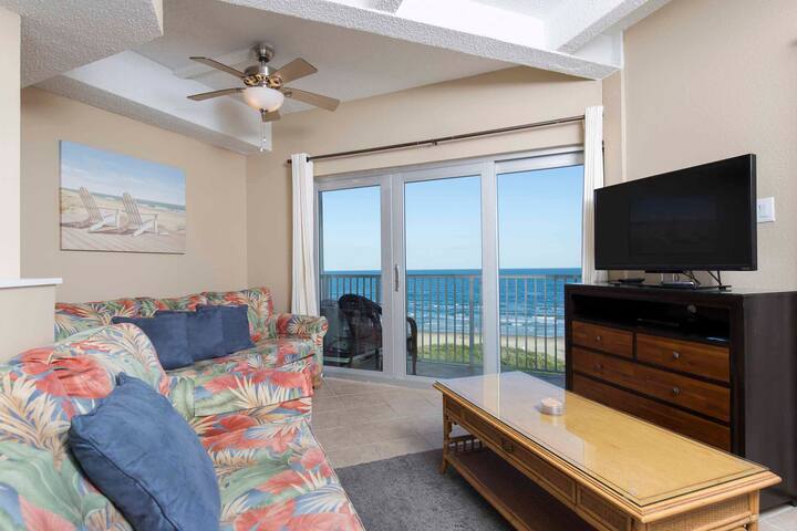 Aquarius 605 - Amazing Sunrise View, Beachfront Condo, Pool, Hot Tub, BBQ Area