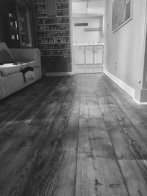 Living room looking into kitchen