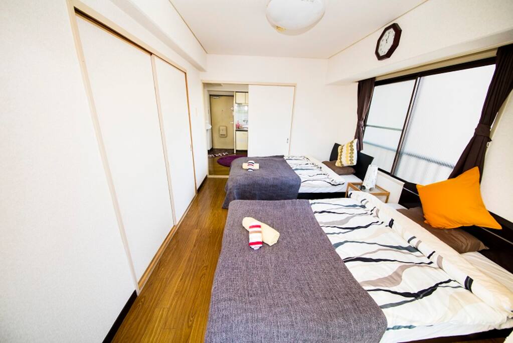 bedroom 1:has 2 SDbeds 120cmx200cm