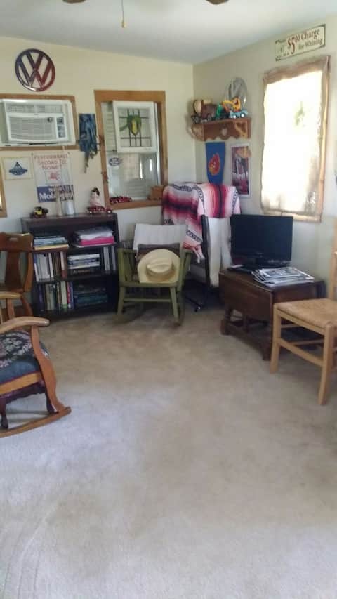 Top Airbnb: Rustic Cabin in the Hills in Taylor County