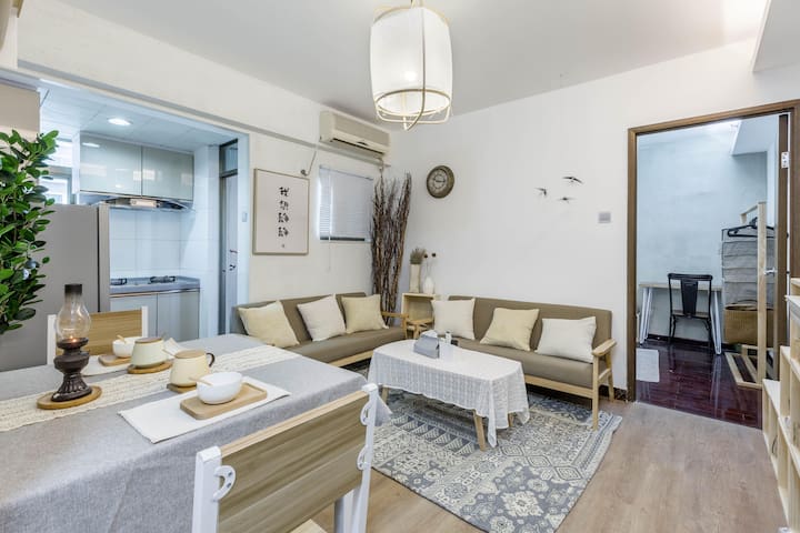 默默|sushe素舍  万象城/罗湖口岸/三地铁口/粤港美食/商旅首选一室一厅公寓