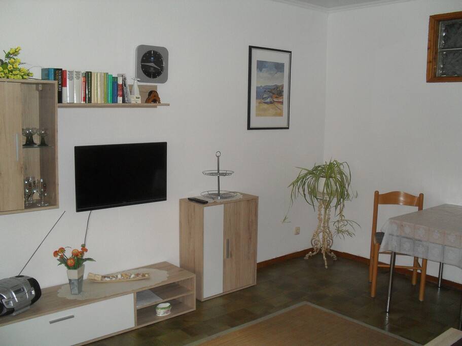 Wohn-, Esszimmer