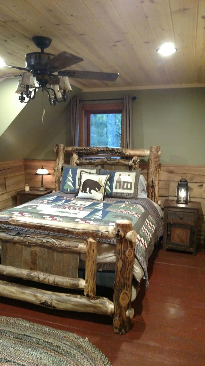 Queen size barn wood and Aspen bed