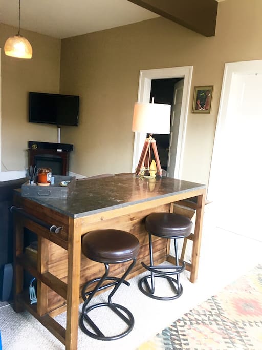 Bar Table