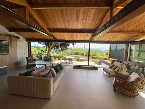 BEAUTIFUL HOUSE! Heated pool and sand court