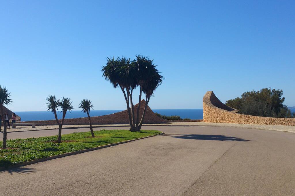 El mirador de Sa Torre.
"Look out point."