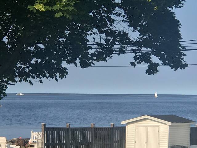 Fully renovated house with Water view Shediac Bay! gallery image 3