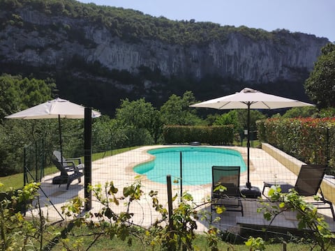 Villa 6pers: private and fenced pool St Antonin