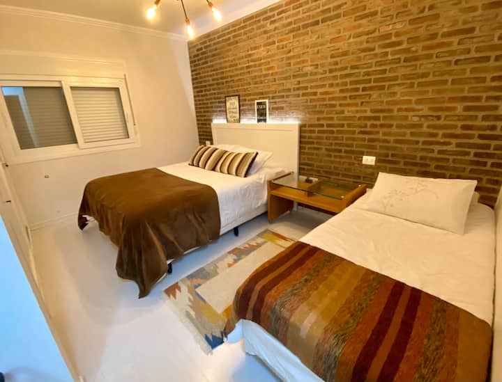 جناح 3 بحجم كوين وسرير فردي وهواء ساخن وبارد