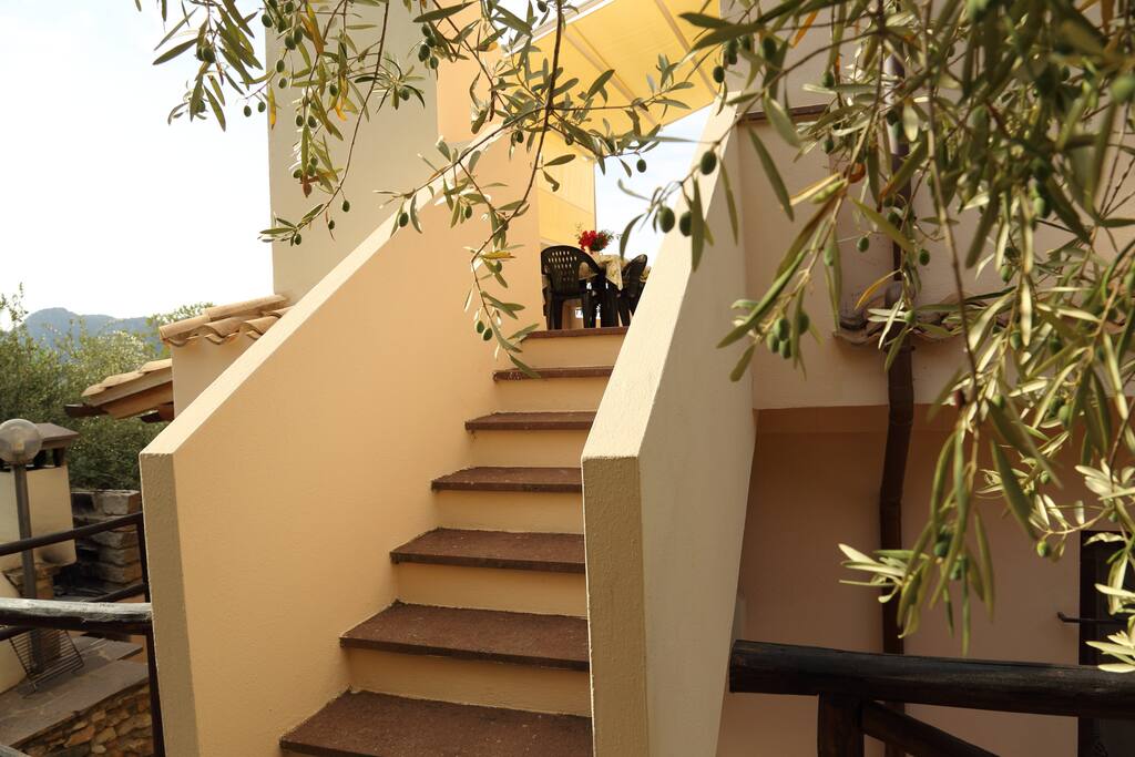 Scala di accesso all'appartamento in affitto