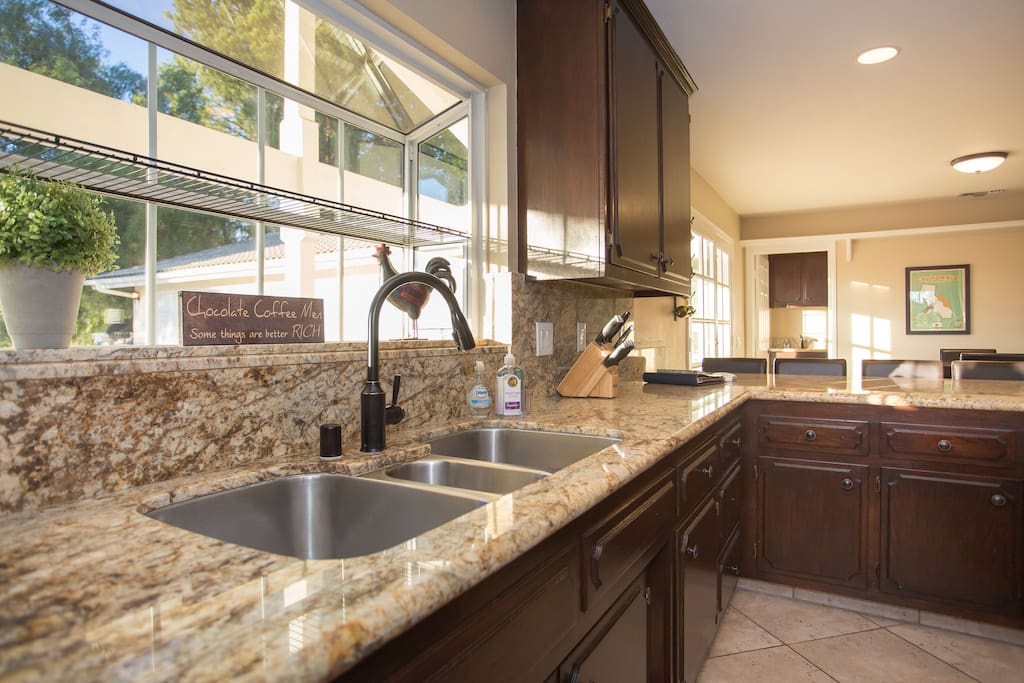 Large Kitchen