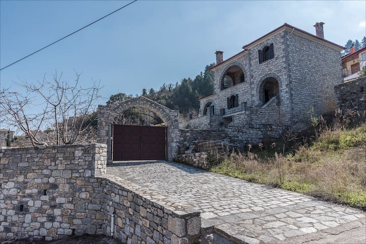 Airbnb Anavryti Vacation Rentals Places To Stay Greece