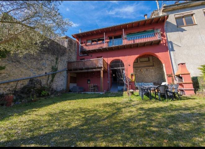 Casa entera con piscina y barbacoa Vall d’En Bas gallery image 4