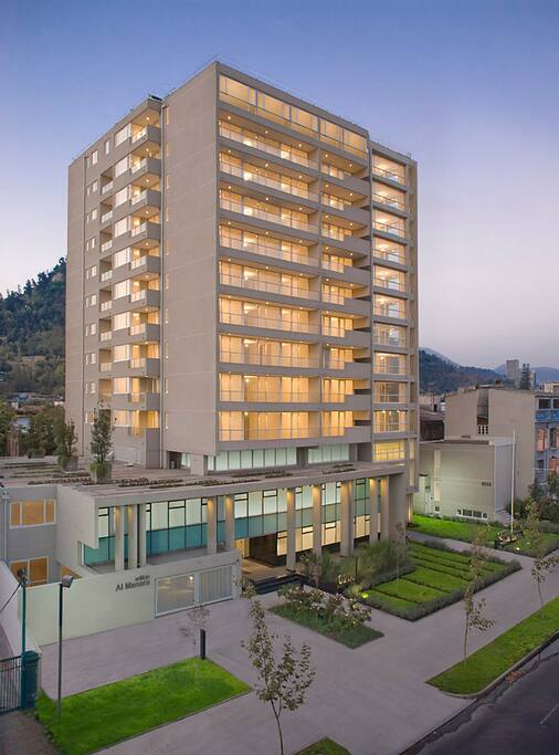 EDIFICIO MODERNO EN EL BARRIO BELLAVISTA A PASOS DEL METRO BAQUEDANO