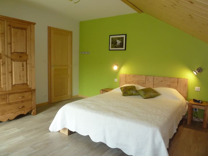 Rodičovská spálňa 160 poschodie s 1 detskou postieľkou