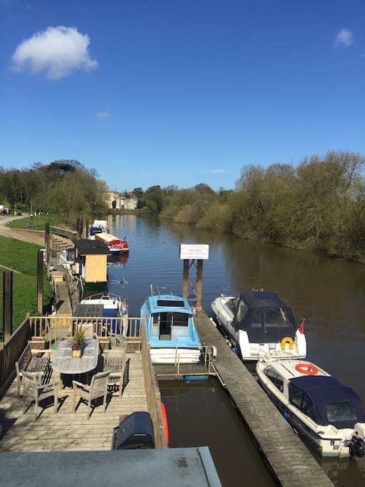 Fabulous views from the main deck of the river, surrounding area and of Bishopthorpe Palace