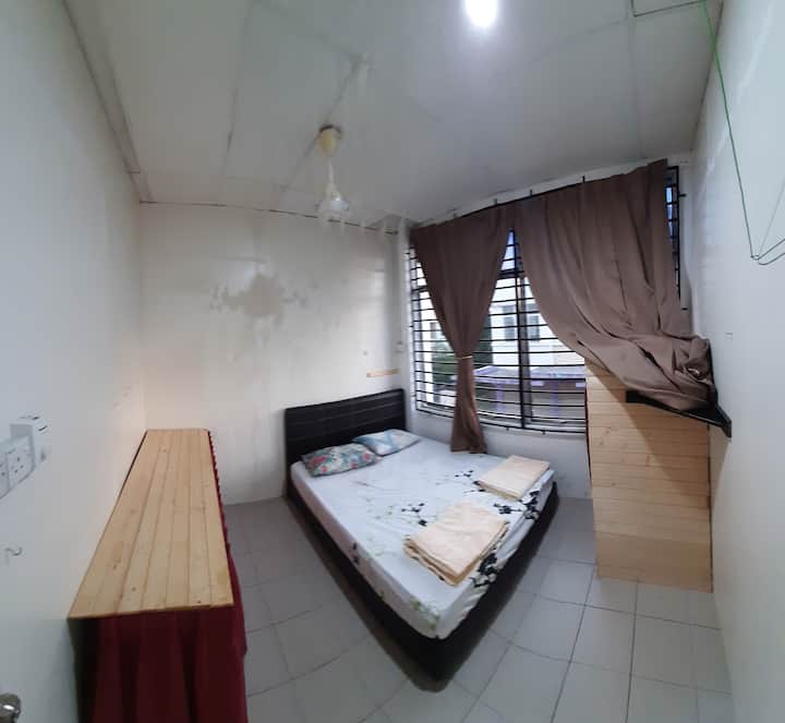 Its An Unique House For Special - Kinabatangan