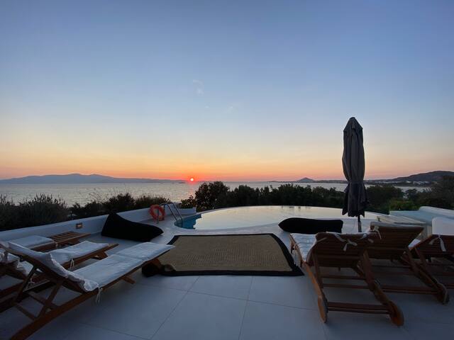 Villa ‘Blue’-private pool… a unique escape