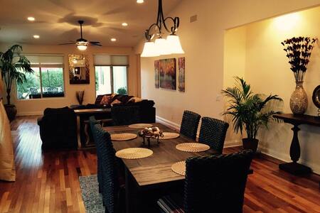 Paradise off El Paseo