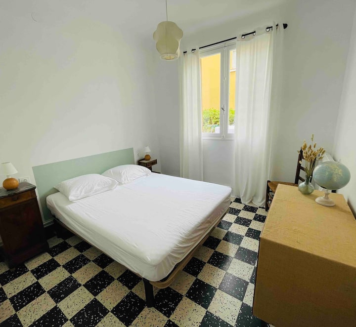 غرفة النوم 3 / سرير 140 × 190