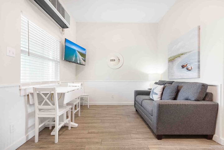 Coastal Corner- Aruba Bay Unit 213 - Corpus Christi, TX